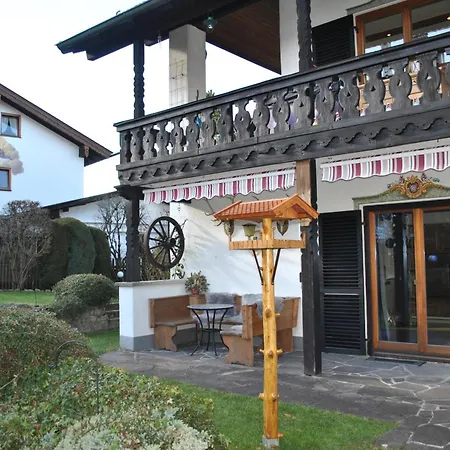 Eschental Apartmán *